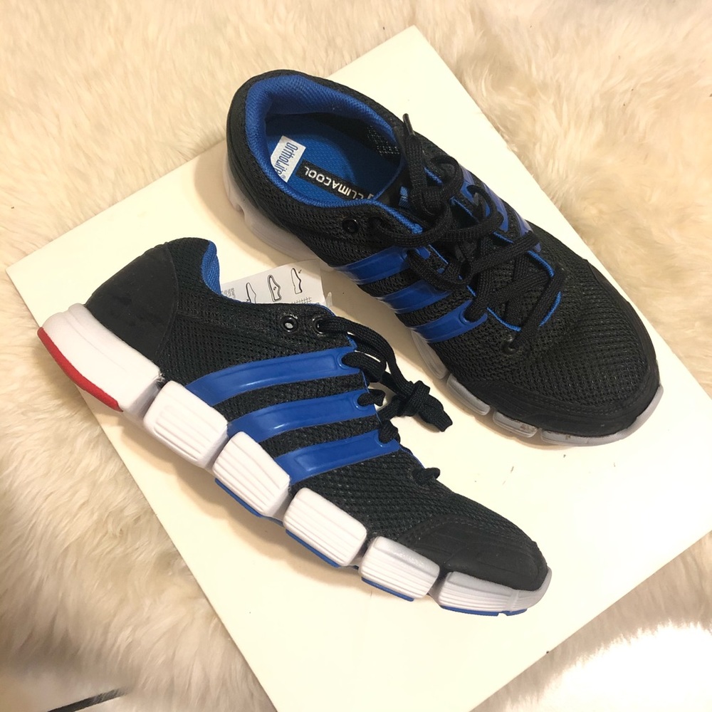 NWT Adidas Black Running Sneakers Shoes Mens Women